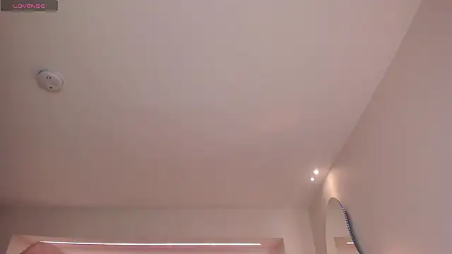 LucyWeiss  online show from 11-29-25, 09:29