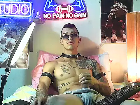 Strongcockfitness online show from 09-23-25, 05:38