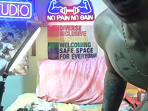 Strongcockfitness online show from 09-26-25, 05:28