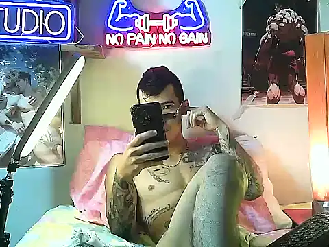 Strongcockfitness online show from 10-01-25, 06:03