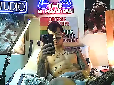 Strongcockfitness online show from 10-14-25, 11:49