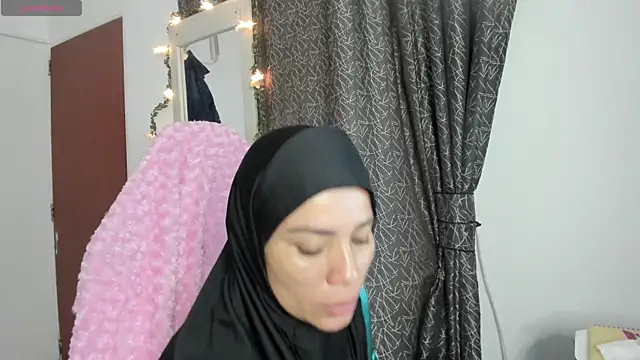 dalila kemur online show from 07-10-26, 03:36