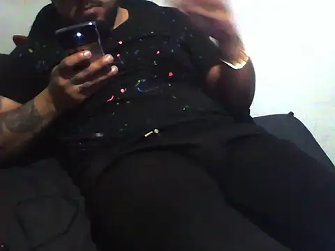 Snapshot of johnboones10 chatting on 02-08-26, 08:23 johnboones10 online show from 02-08-26, 08:23