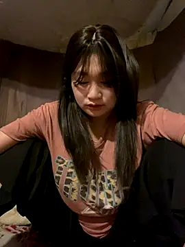 Snapshot of ha-cute chatting on 10-24-25, 02:24 ha-cute online show from 10-24-25, 02:24