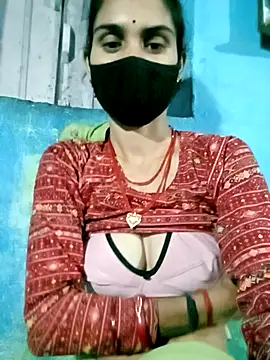 Snapshot of Nishaa_ji chatting on 10-15-25, 11:05 Nishaa ji online show from 10-15-25, 11:05