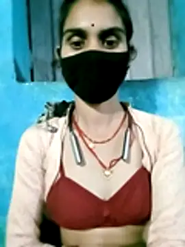 Snapshot of Nishaa_ji chatting on 10-28-25, 03:36 Nishaa ji online show from 10-28-25, 03:36