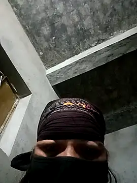 suhani sharmj online show from 11-28-25, 10:01