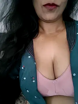 Deepa Sharma143 online show from 04-17-26, 02:25