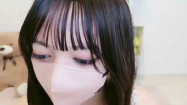 Snapshot of JP_Momo_o0 chatting on 10-19-25, 12:50 JP Momo o0 online show from 10-19-25, 12:50