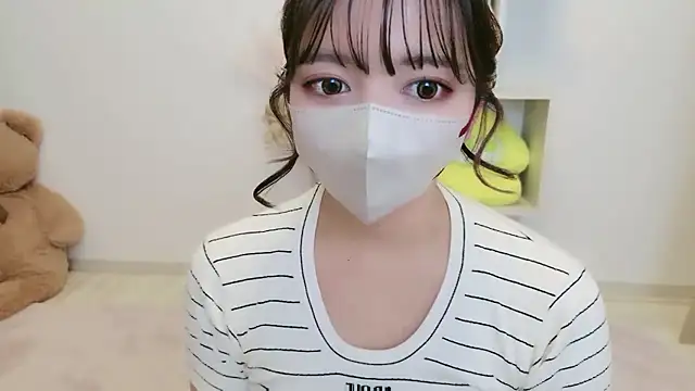 Snapshot of JP_Momo_o0 chatting on 11-09-25, 11:30 JP Momo o0 online show from 11-09-25, 11:30