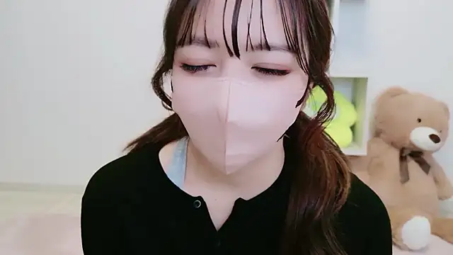 Snapshot of JP_Momo_o0 chatting on 11-22-25, 11:42 JP Momo o0 online show from 11-22-25, 11:42