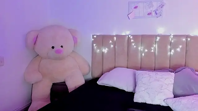 Hill Brownie online show from 01-09-26, 12:41