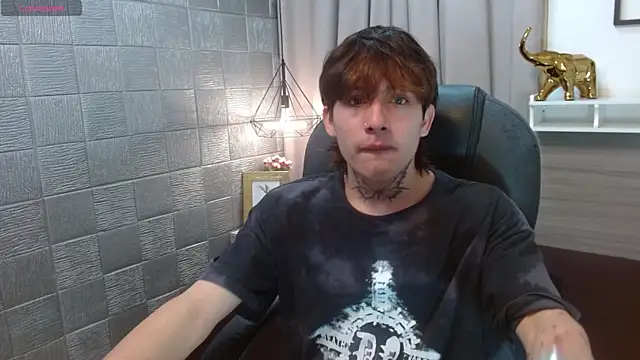 Iantwink18 online show from 09-25-25, 05:27