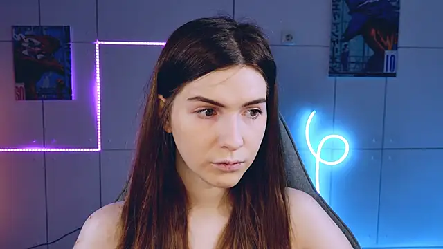 Snapshot of AliceCUNTach chatting on 09-24-25, 05:11 AliceCUNTach online show from 09-24-25, 05:11