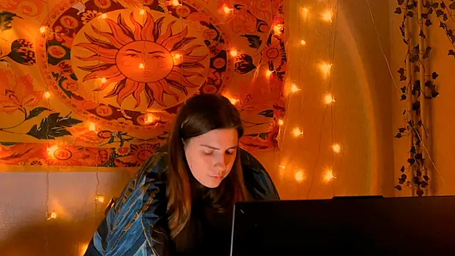 AliceCUNTach online show from 02-06-26, 05:27