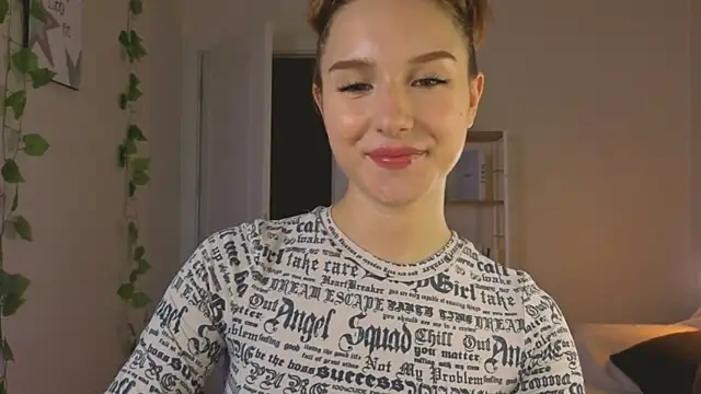 Snapshot of Vegas_V chatting on 09-12-25, 03:12 Vegas V online show from 09-12-25, 03:12