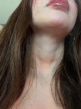 Bunnyylovee online show from 03-29-26, 12:05