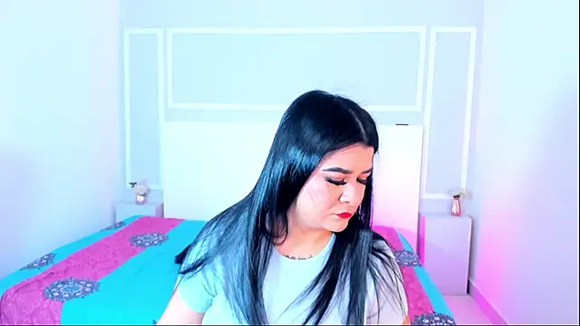 Snapshot of TianaGlow26 chatting on 09-26-25, 03:43 TianaGlow26 online show from 09-26-25, 03:43