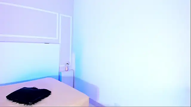 Snapshot of TianaGlow26 chatting on 10-07-25, 03:36 TianaGlow26 online show from 10-07-25, 03:36