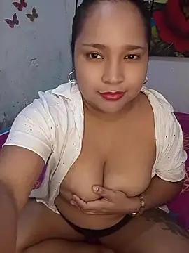 Snapshot of Angelly_ricura chatting on 04-18-26, 05:22 Angelly ricura online show from 04-18-26, 05:22