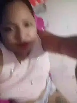 Snapshot of Angelly_ricura chatting on 05-27-26, 05:32 Angelly ricura online show from 05-27-26, 05:32