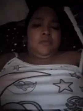 Snapshot of Angelly_ricura chatting on 06-27-26, 02:44 Angelly ricura online show from 06-27-26, 02:44