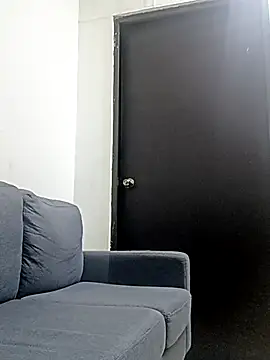 Snapshot of HomHot47 chatting on 09-10-25, 02:44 HomHot47 online show from 09-10-25, 02:44