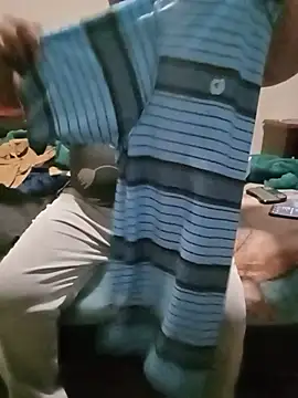 Snapshot of HomHot47 chatting on 11-14-25, 04:33 HomHot47 online show from 11-14-25, 04:33