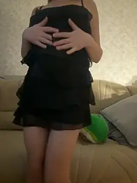 Snapshot of Nikihot__ chatting on 11-11-25, 06:57 Nikihot online show from 11-11-25, 06:57