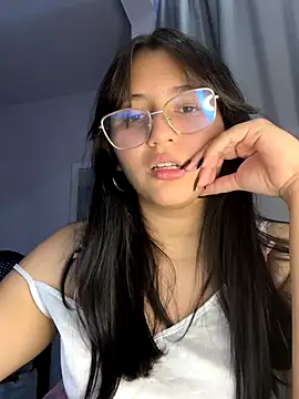 Snapshot of Angeldusttt chatting on 09-11-25, 06:08 Angeldusttt online show from 09-11-25, 06:08