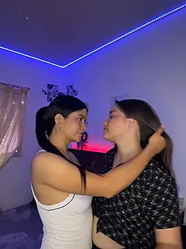 Ashley and Zoe online show from 04-05-26, 04:59