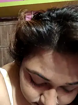 Snapshot of hotbhabhi011 chatting on 09-29-25, 11:04 hotbhabhi011 online show from 09-29-25, 11:04