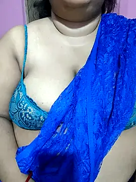 Snapshot of hotbhabhi011 chatting on 07-13-26, 06:44 hotbhabhi011 online show from 07-13-26, 06:44