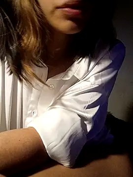 malvinaAAA online show from 10-22-25, 03:51