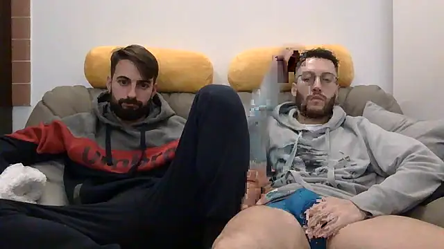 Amicisegreti online show from 02-07-26, 08:45