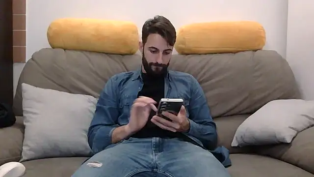 Amicisegreti online show from 03-14-26, 08:36