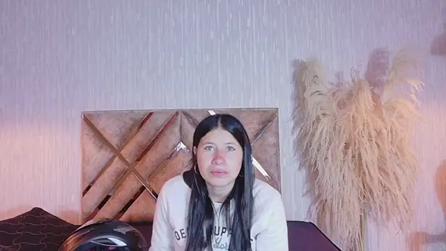 Olivia11  online show from 03-21-26, 12:10