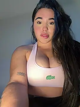 SofiaWildee online show from 02-16-26, 05:36