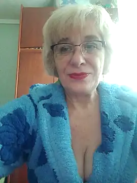 52MiaLove02 online show from 10-26-25, 08:53