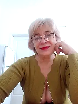 52MiaLove02 online show from 02-10-26, 05:44