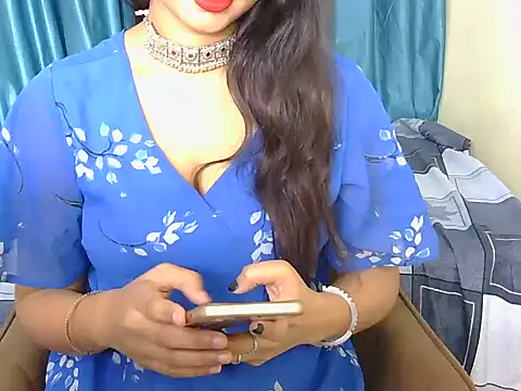 priya-kumari22 online show from 11-30-25, 03:54