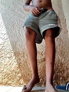 Snapshot of Cianda24 chatting on 02-05-26, 08:41 Cianda24 online show from 02-05-26, 08:41