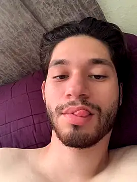 Snapshot of pitudo1313wuero chatting on 10-02-25, 10:06 pitudo1313wuero online show from 10-02-25, 10:06