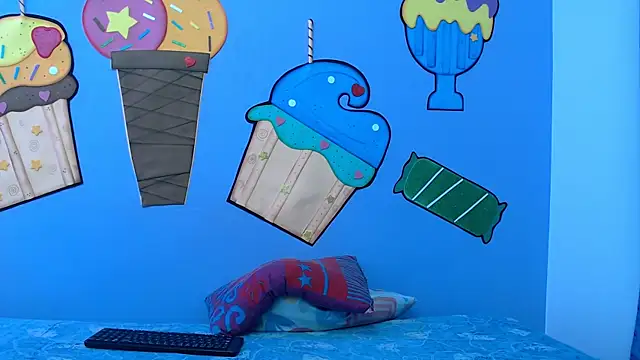 valeria18sexy online show from 09-15-25, 02:33