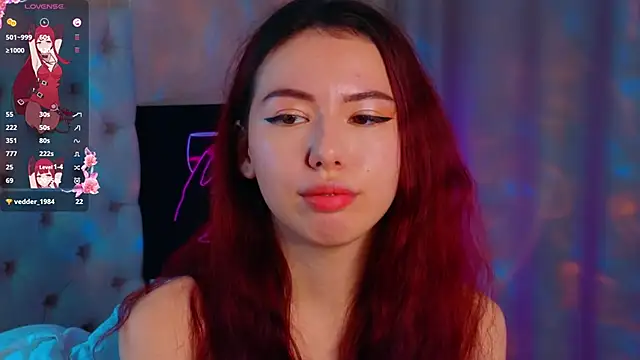 Snapshot of JenniferGlover chatting on 11-15-25, 07:49 JenniferGlover online show from 11-15-25, 07:49