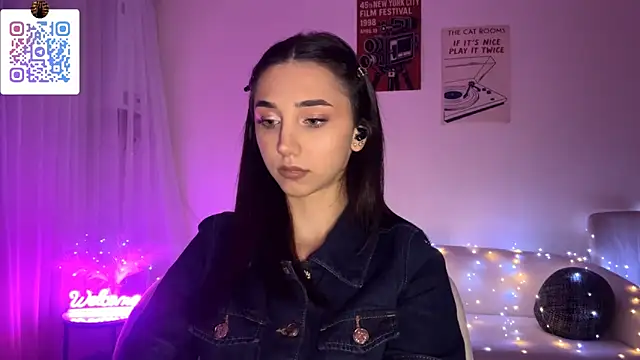 LinaMour online show from 03-27-26, 01:22