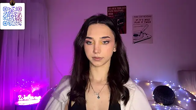 LinaMour online show from 04-05-26, 10:18