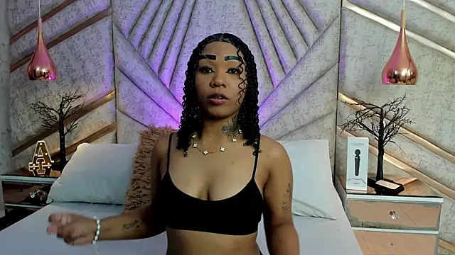 SkylerBloomm online show from 03-17-26, 03:44