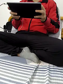 yazinyazin1 online show from 11-01-25, 09:11