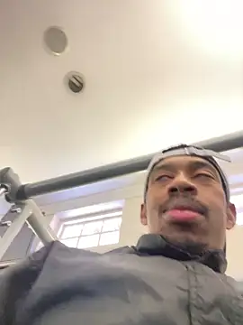 fitsexyman online show from 09-15-25, 02:06